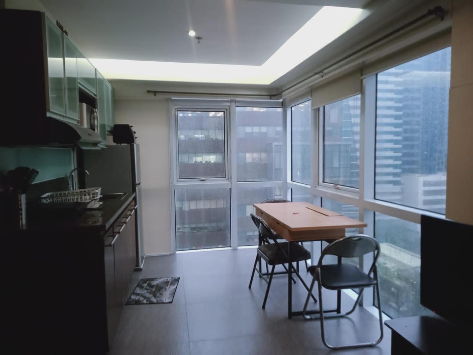 מנילה 2 Bedrooms Units Forbes Area 5Th Avenue Bgc Center מראה חיצוני תמונה
