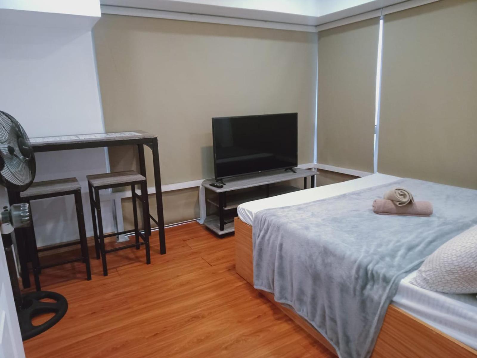 מנילה 2 Bedrooms Units Forbes Area 5Th Avenue Bgc Center מראה חיצוני תמונה
