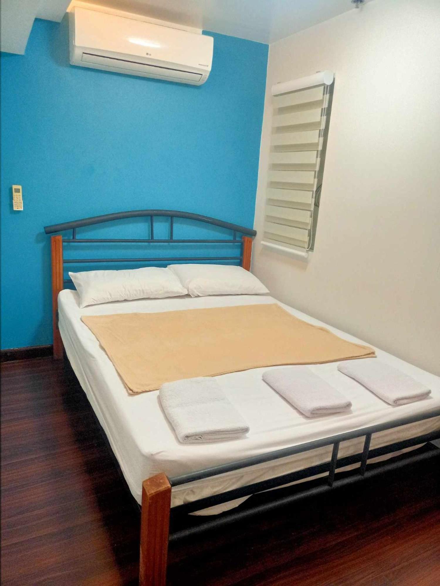 מנילה 2 Bedrooms Units Forbes Area 5Th Avenue Bgc Center מראה חיצוני תמונה