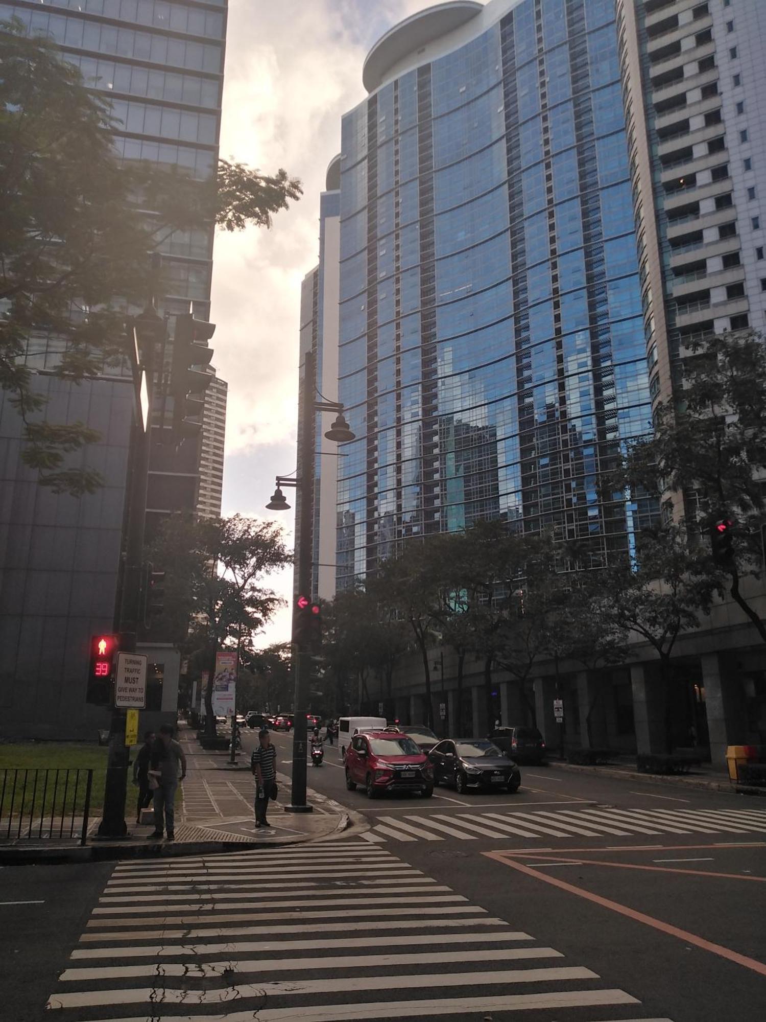 מנילה 2 Bedrooms Units Forbes Area 5Th Avenue Bgc Center מראה חיצוני תמונה