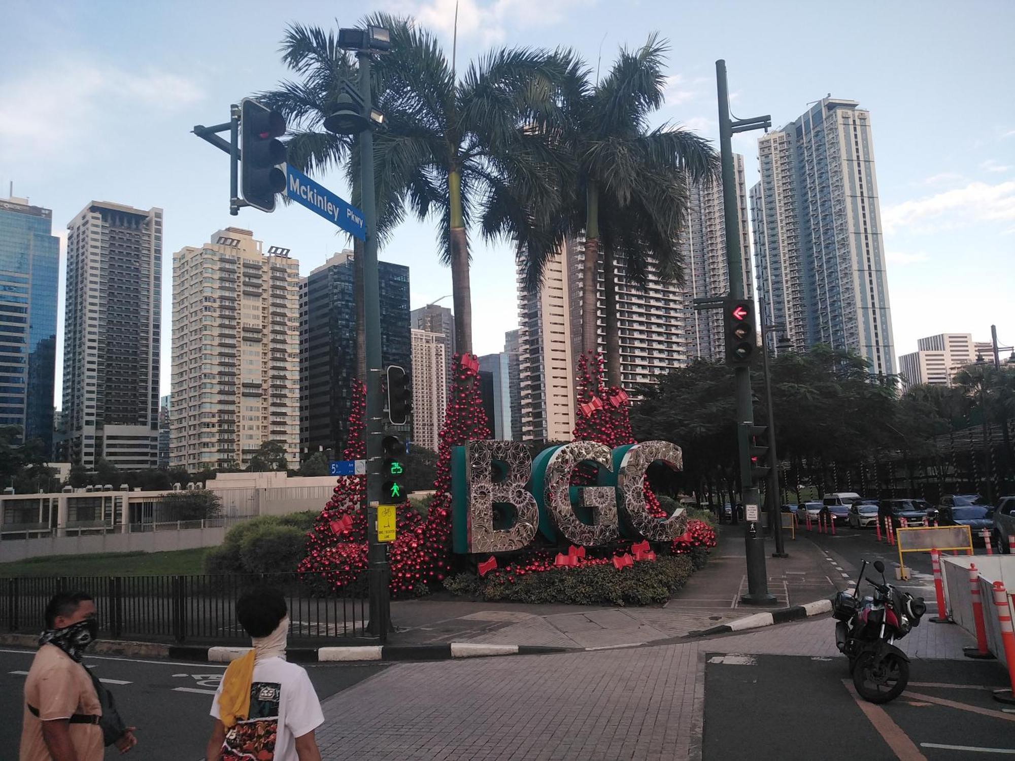 מנילה 2 Bedrooms Units Forbes Area 5Th Avenue Bgc Center מראה חיצוני תמונה