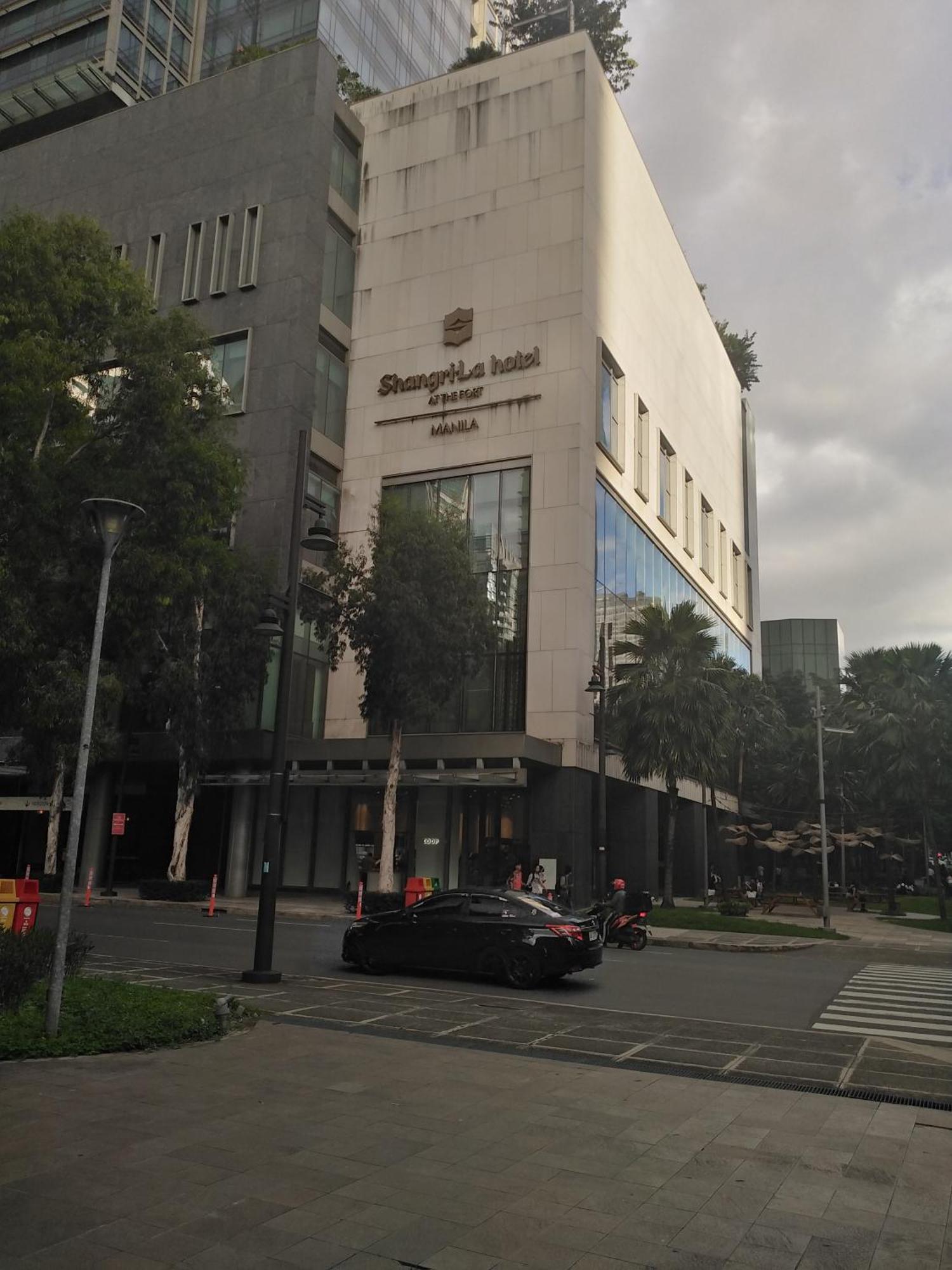 מנילה 2 Bedrooms Units Forbes Area 5Th Avenue Bgc Center מראה חיצוני תמונה